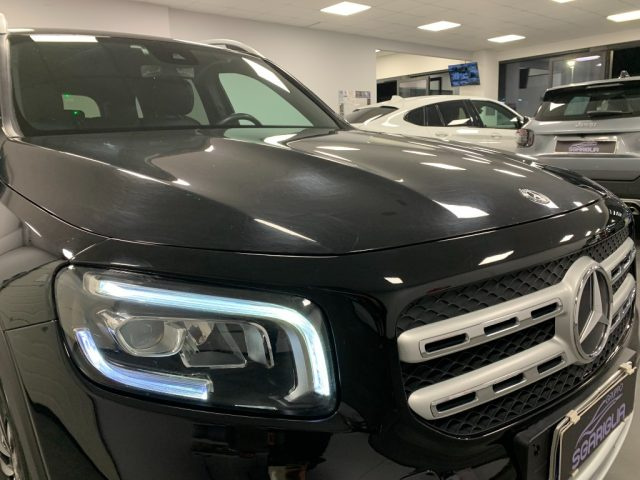 MERCEDES-BENZ GLB 200 usata, con Bracciolo