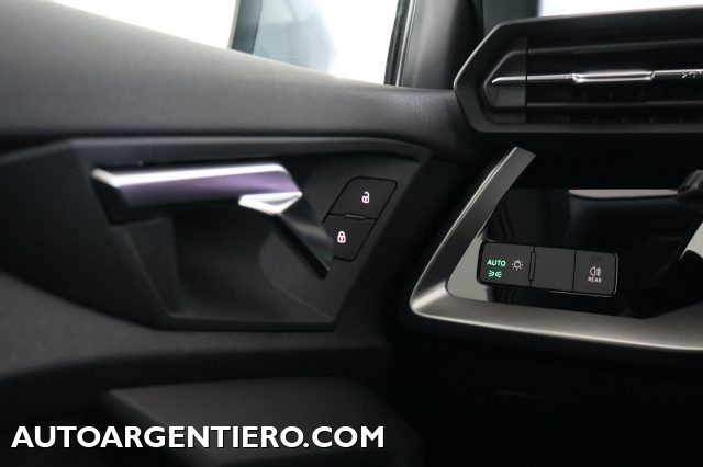 AUDI A3 usata, con Sensori di parcheggio posteriori