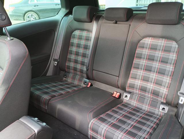 VOLKSWAGEN Golf GTI usata, con Fendinebbia