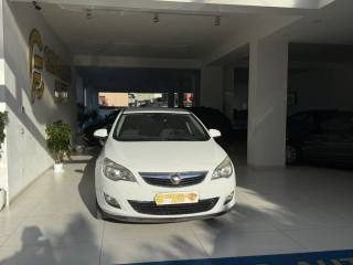 OPEL Astra usata, con Airbag laterali