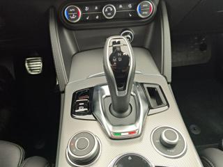 ALFA ROMEO Stelvio usata, con Controllo automatico clima