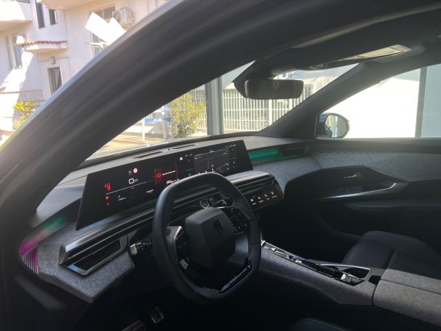 PEUGEOT 3008 usata, con Isofix