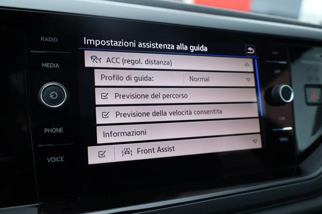 VOLKSWAGEN Taigo usata 77