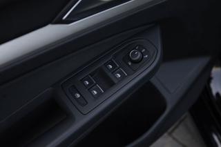 VOLKSWAGEN Golf usata, con ESP