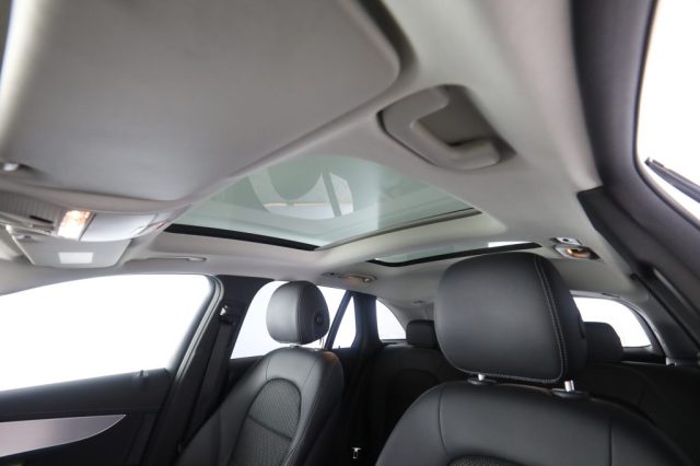 MERCEDES-BENZ GLC 220 usata 7