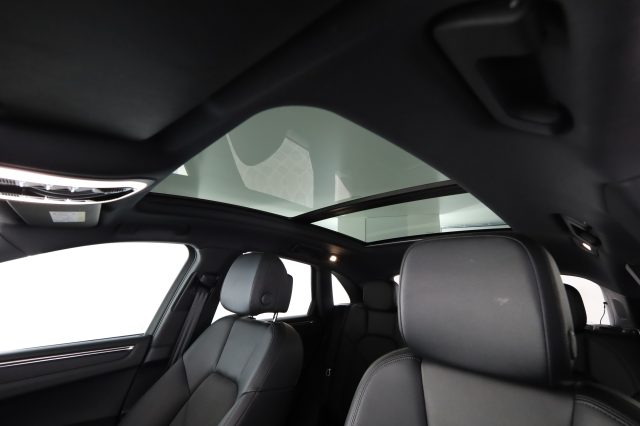 PORSCHE Macan usata 14