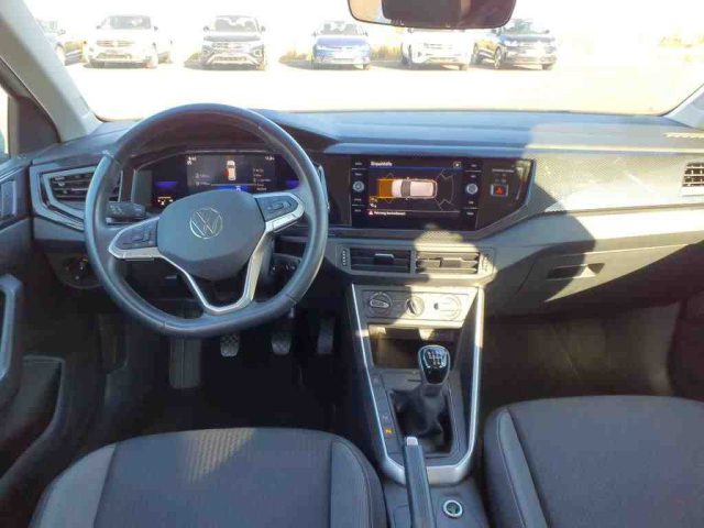 VOLKSWAGEN Polo usata, con Autoradio