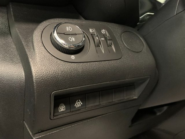 OPEL Combo Life usata, con Vetri oscurati