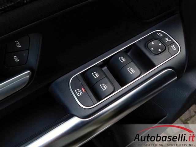 MERCEDES-BENZ GLA 200 usata, con Frenata d
