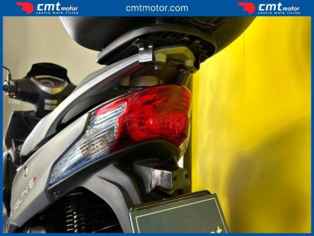 KYMCO Agility 125 usata 9