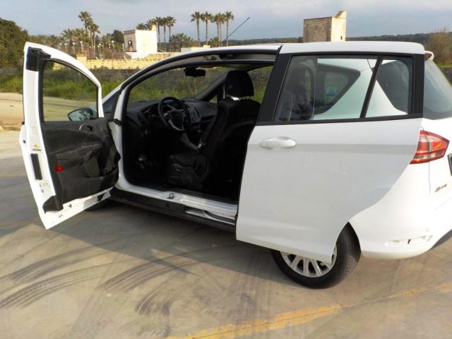 FORD B-Max usata, con Controllo trazione