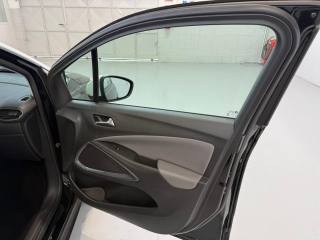 OPEL Crossland X usata, con Volante multifunzione