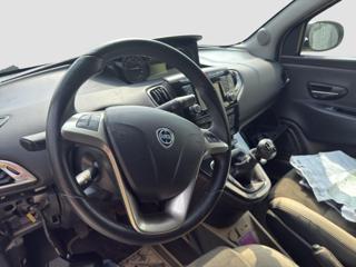 LANCIA Ypsilon usata, con Controllo trazione