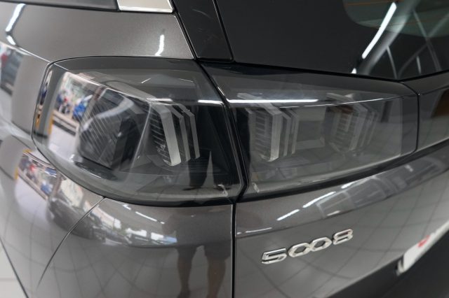 PEUGEOT 5008 usata, con Specchietti laterali elettrici