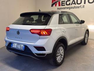 VOLKSWAGEN T-Roc usata, con Autoradio