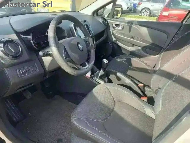 RENAULT Clio usata, con Climatizzatore