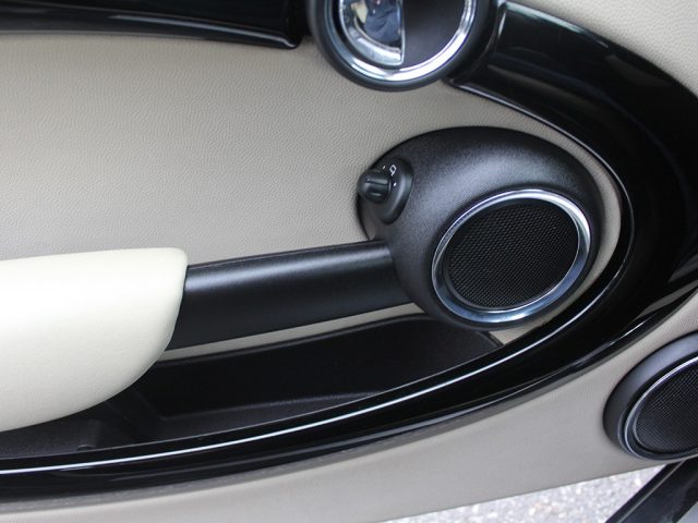 MINI Cabrio usata, con Monitoraggio pressione pneumatici