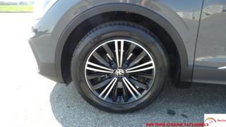 VOLKSWAGEN Tiguan usata, con Volante multifunzione