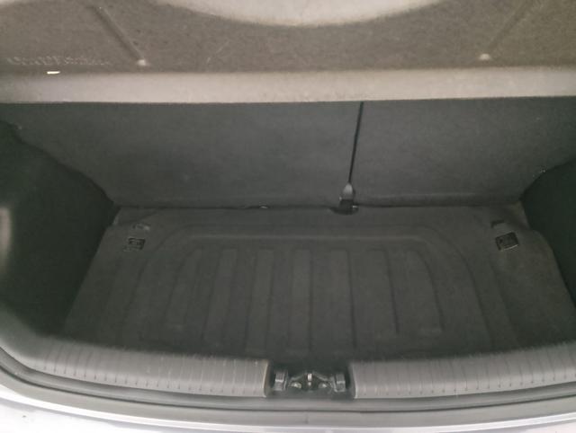 HYUNDAI i10 usata 22