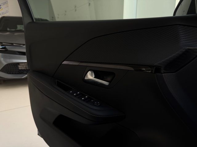 PEUGEOT 208 usata, con Isofix