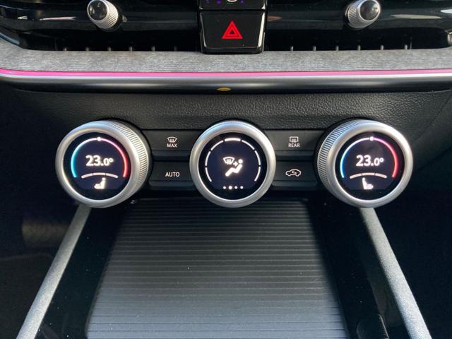 SKODA Superb usata, con Controllo automatico clima