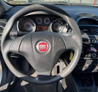 FIAT Punto usata, con USB
