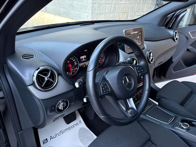 MERCEDES-BENZ B 180 usata, con Controllo automatico clima