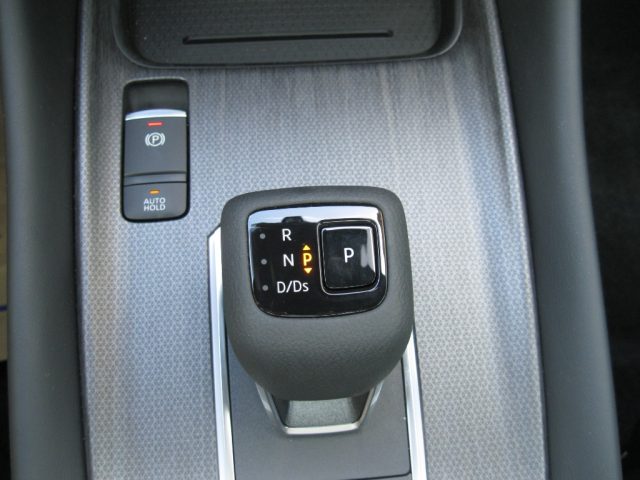 NISSAN Qashqai usata, con Bracciolo