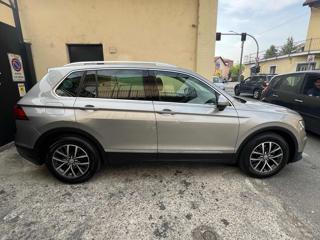 VOLKSWAGEN Tiguan usata, con Autoradio
