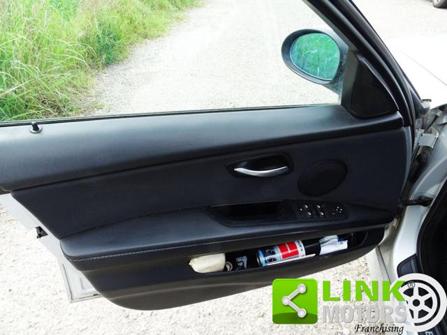 BMW 318 usata, con Monitoraggio pressione pneumatici