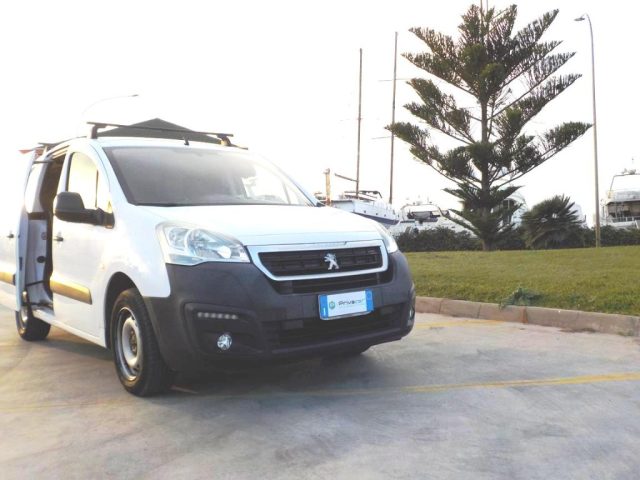 PEUGEOT Partner usata, con Alzacristalli elettrici