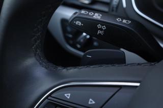 AUDI A4 usata, con Sensori di parcheggio anteriori