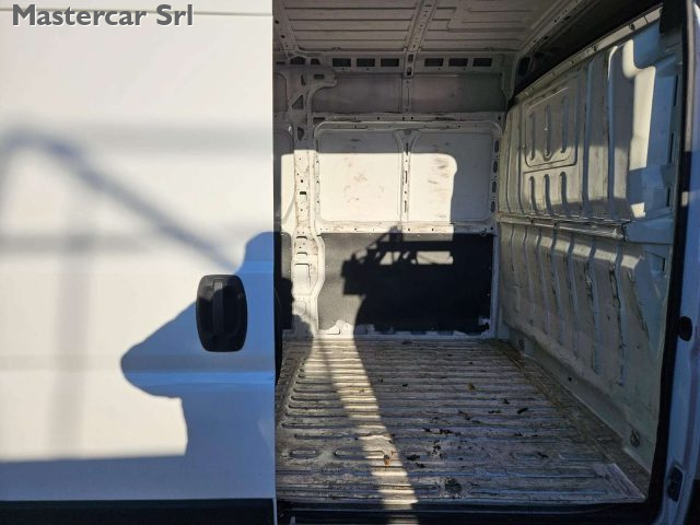 PEUGEOT Boxer usata, con ESP
