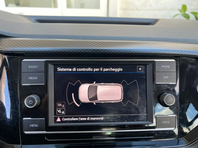 VOLKSWAGEN T-Cross usata 28