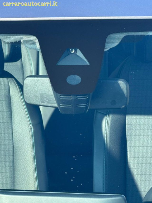 PEUGEOT 208 usata, con Volante in pelle