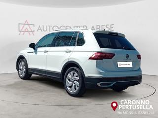 VOLKSWAGEN Tiguan usata, con Airbag laterali