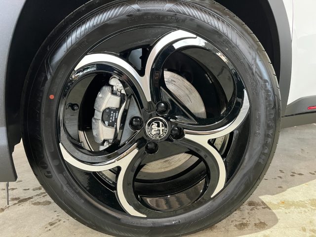 ALFA ROMEO Junior usata, con Fari LED