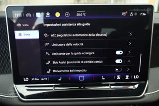 VOLKSWAGEN Passat usata, con Luce d