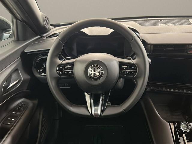 ALFA ROMEO Junior usata, con Park Distance Control