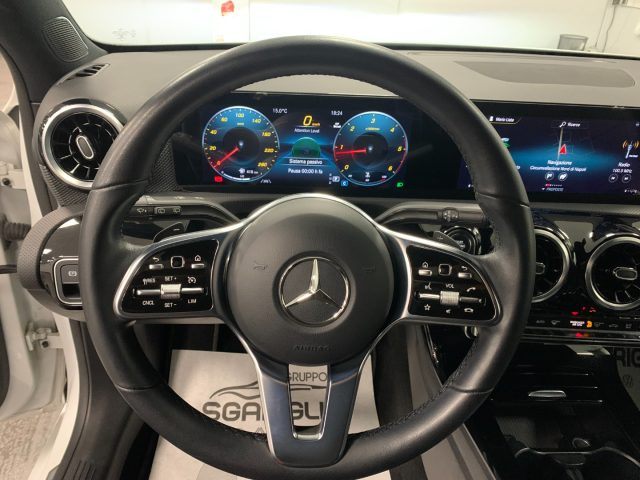 MERCEDES-BENZ A 180 usata, con Boardcomputer