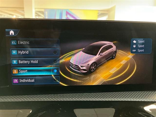 MERCEDES-BENZ CLA usata 14