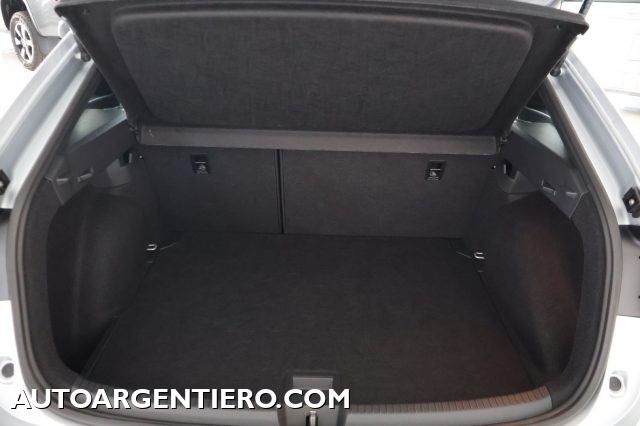 VOLKSWAGEN Taigo usata, con Bracciolo