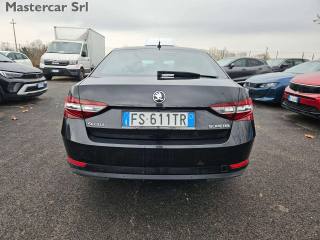 SKODA Superb usata, con Alzacristalli elettrici