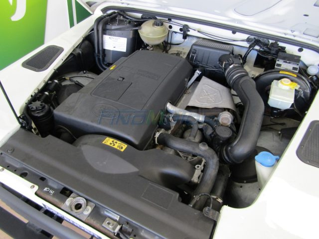 LAND ROVER Defender usata 15