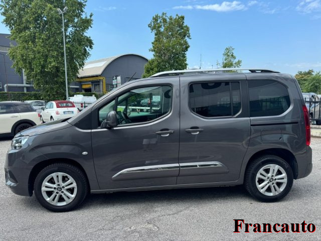 TOYOTA Proace City Verso usata, con Autoradio