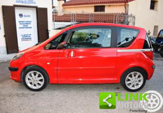 PEUGEOT 1007 usata, con Airbag laterali