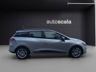 RENAULT Clio usata, con Autoradio