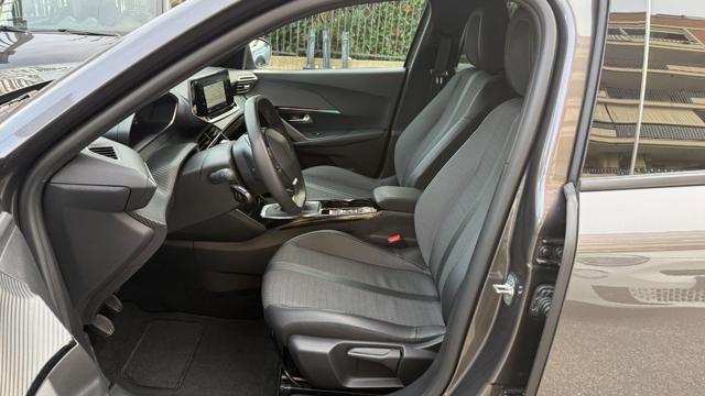 PEUGEOT 2008 usata, con Cruise Control