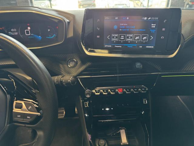 PEUGEOT 2008 usata, con Cruise Control