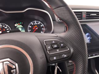 MG ZS usata, con USB